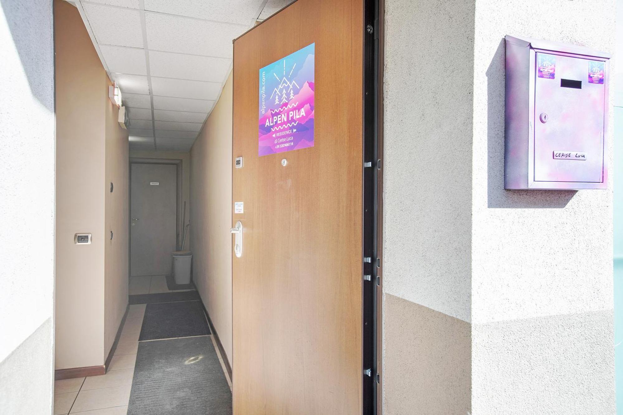 Alpen Pila Residence Loft 3 アオスタ エクステリア 写真